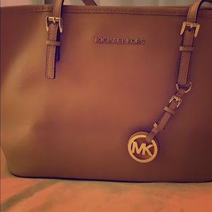 Michael Kors tote